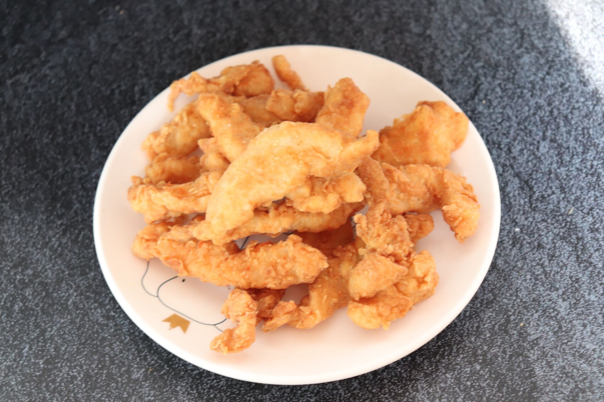 不用面包糠炸鸡柳怎样炸好吃,炸鸡柳自家做一般炸多久不糊