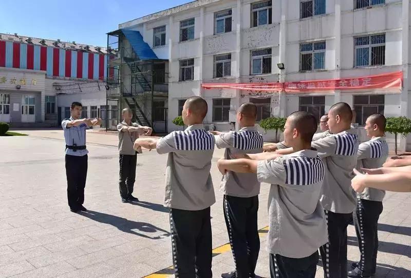 牢友记监狱篇完整版,牢友记第一版