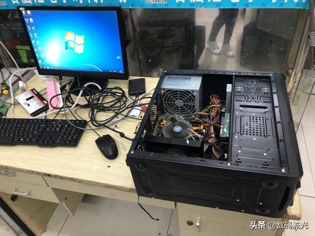 表弟来组装电脑，朋友一番话把单子谈黄了，换做是我也不会装的