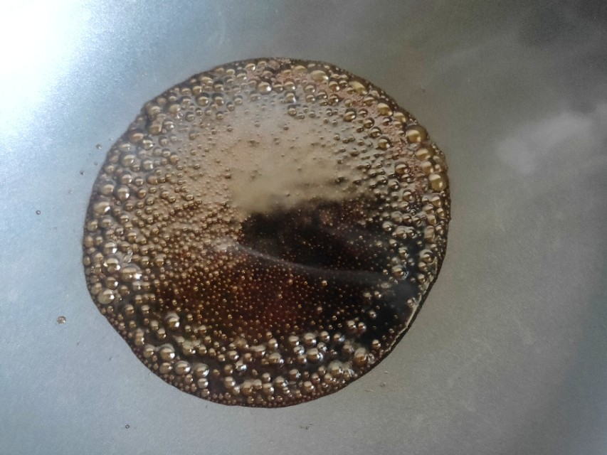 腌制蒜苔需要凉水慢泡吗,腌制又脆又好吃的蒜苔方法