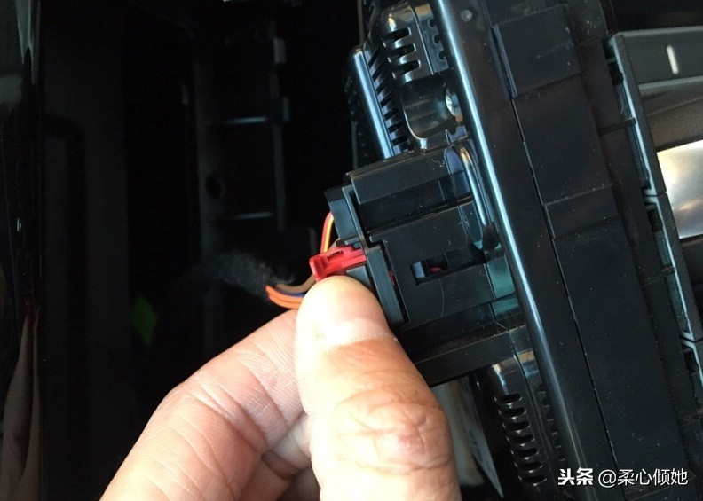 高尔夫7rline空调怎么用,高尔夫7手动空调改自动空调