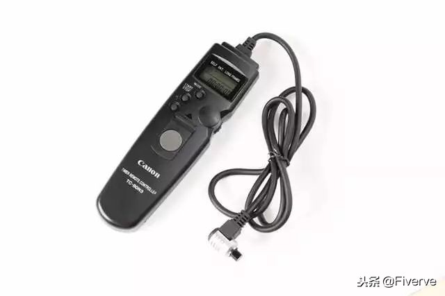 照片一放大就模糊，如何让摄影图片更加清晰？