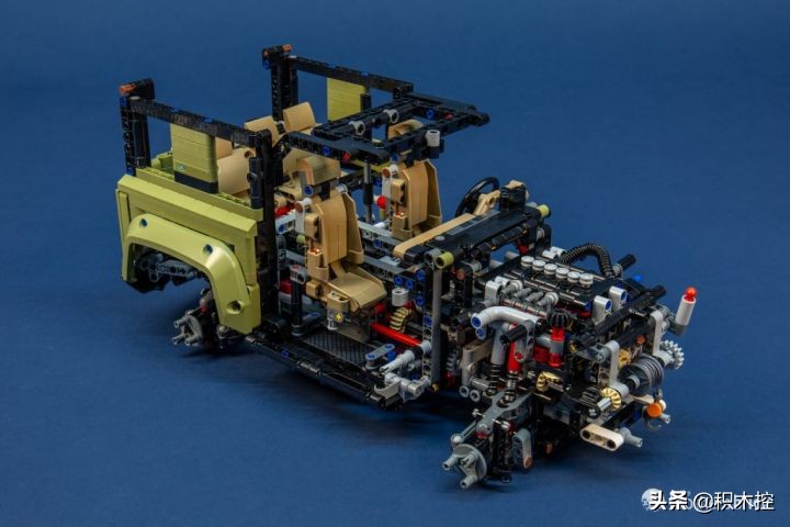 乐高路虎42110拼装详细过程,乐高路虎42110