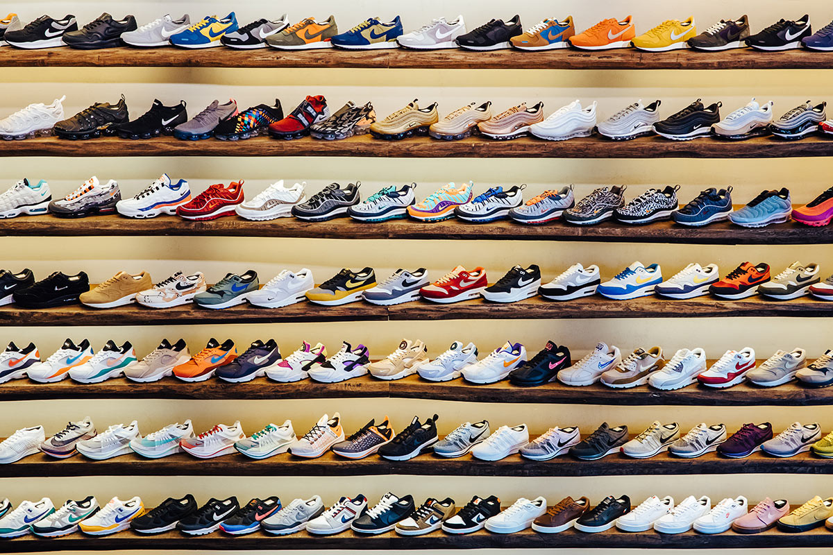 推荐几款脚感好的运动鞋,性价比比较高的几款运动鞋推荐