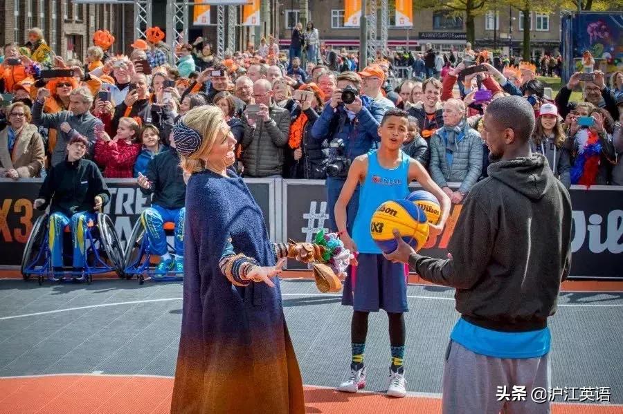 这个国家满街帅哥1米8，和中国互相安利，都安利错了，你知道吗？