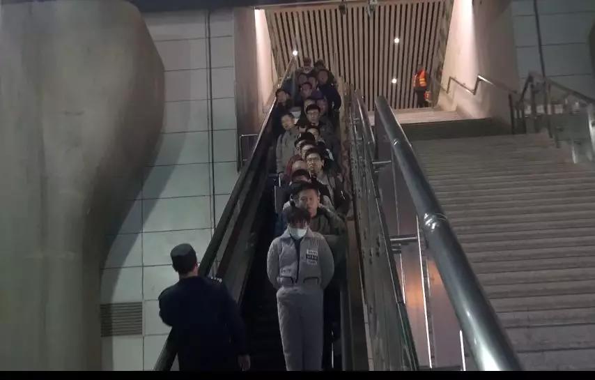 天津海滨破获特大电信诈骗案,2018年天津破获一起电信诈骗