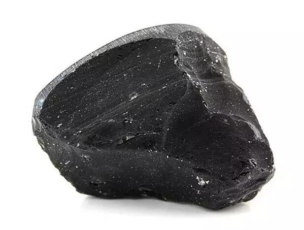 捡到这样的石头千万别扔桌子,遇到这样的石头赶紧捡