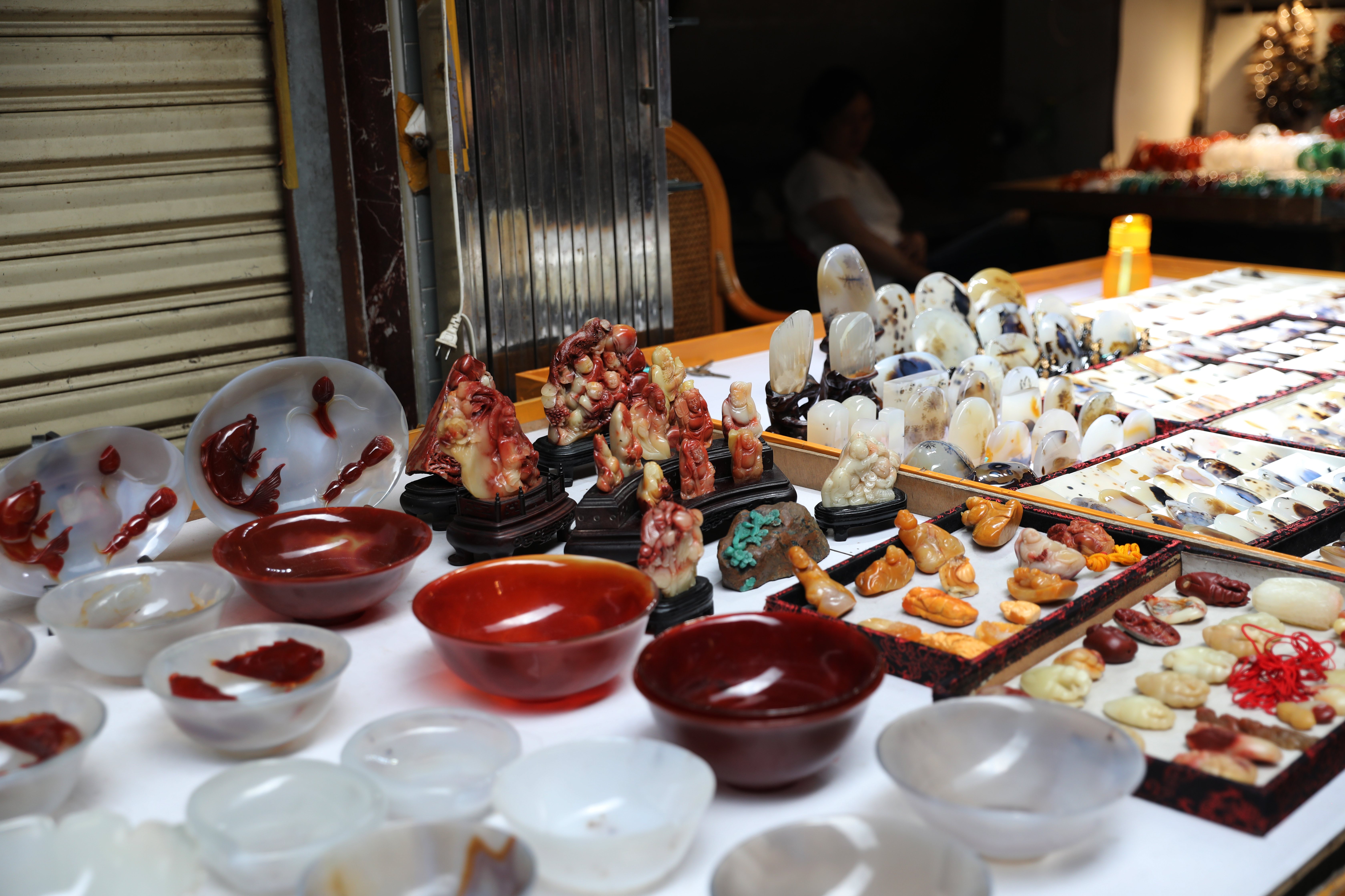 广州玉器街附近,广州玉器市场里面的玉多少钱