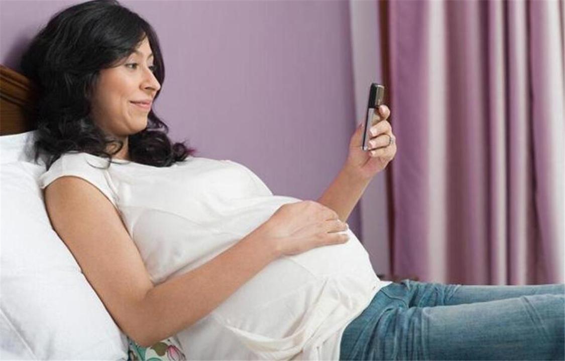 孕妈晚上不睡觉对胎儿有影响没,孕妈晚上睡不好白天可以补觉吗