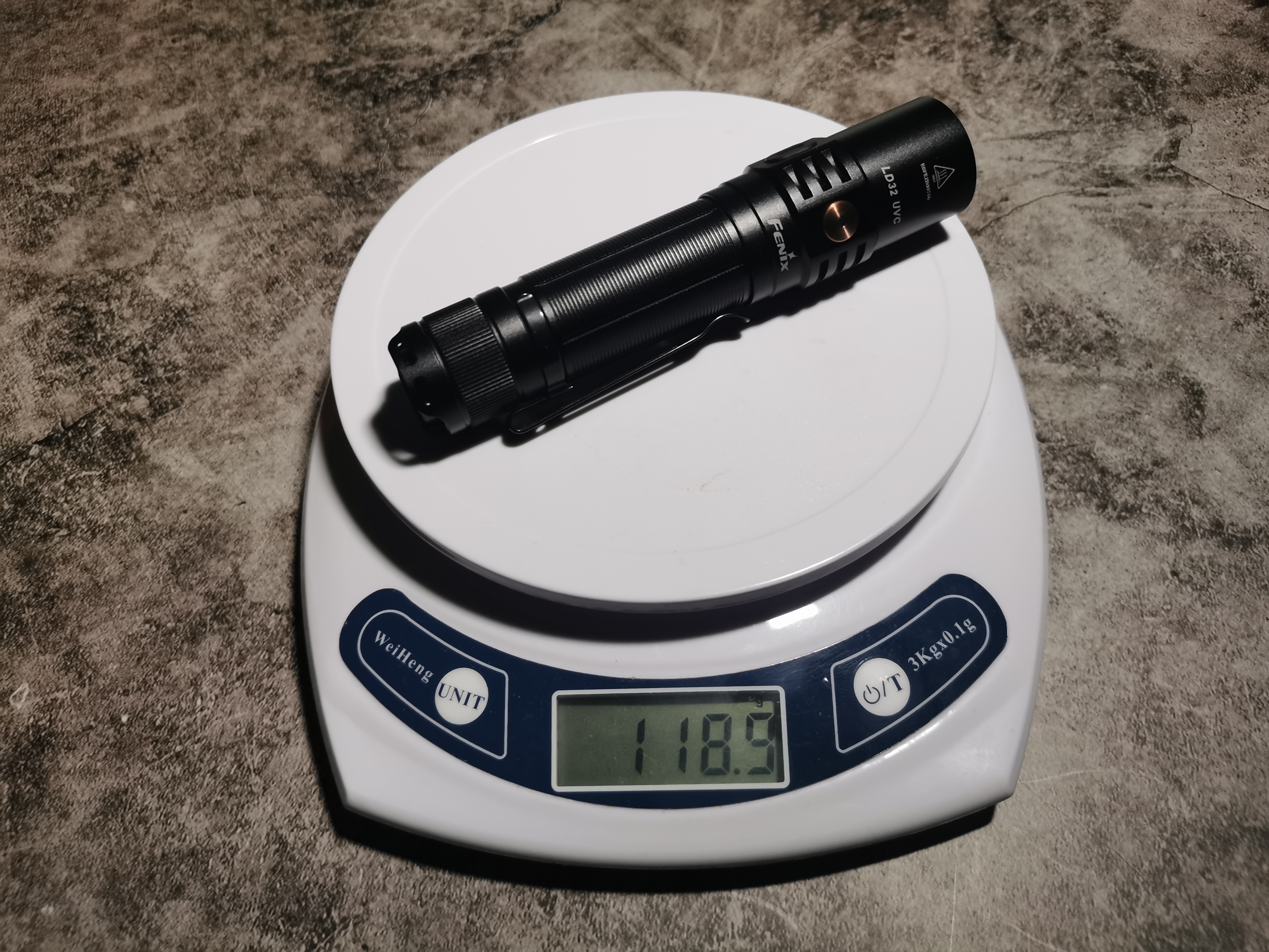 户外手电也能杀菌？FenixLD32手电化身成为抗疫EDC