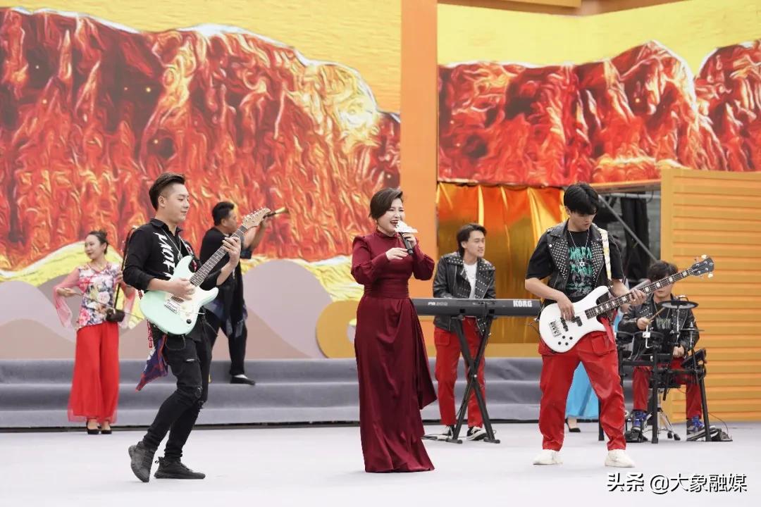 “庆丰收·感*党**恩”,今晚19:30《梨园春》与您共庆丰收