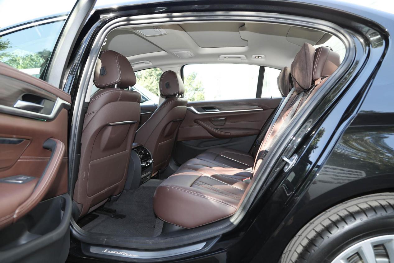 50万左右的车买宝马还是奔驰,20万左右能买到哪一年的宝马525