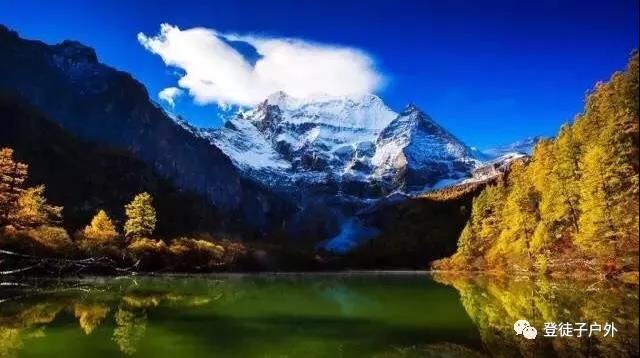 稻城亚丁游记完整版,稻城亚丁游记1000字