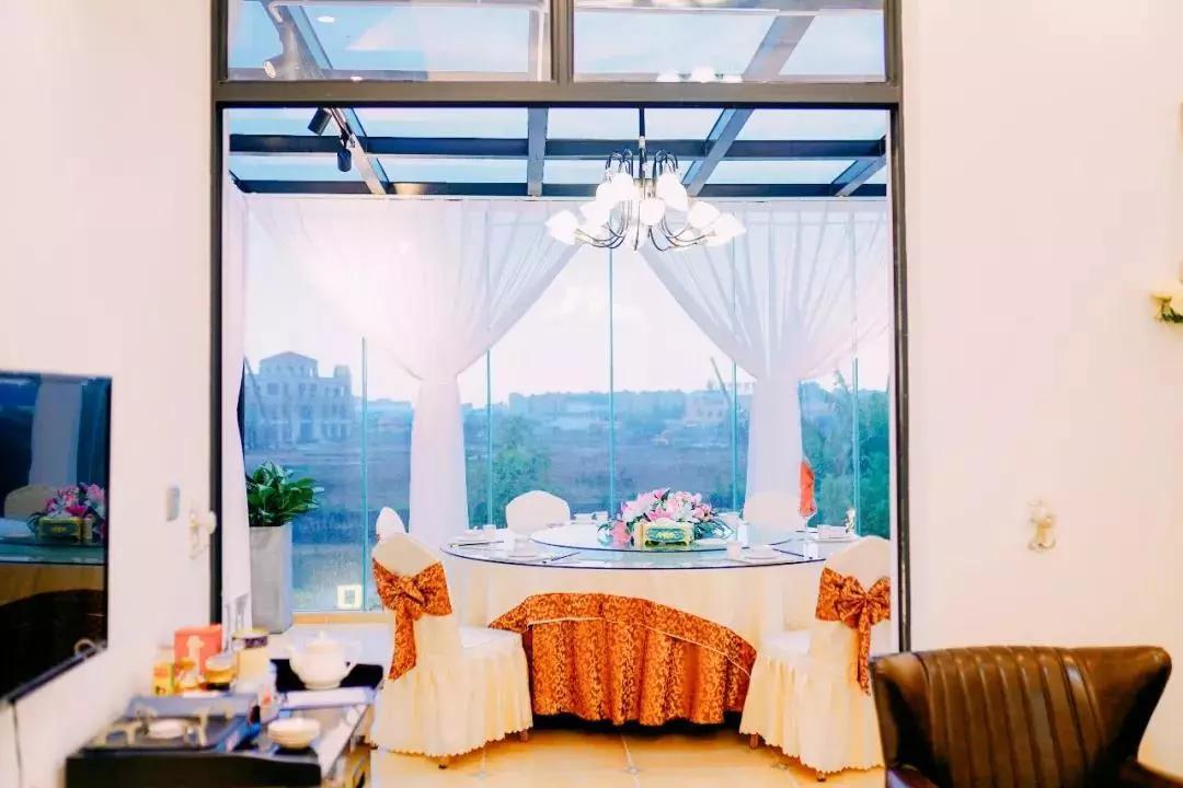 人均300还需要提前预约？这家店凭啥独占海口人的舌尖C位？