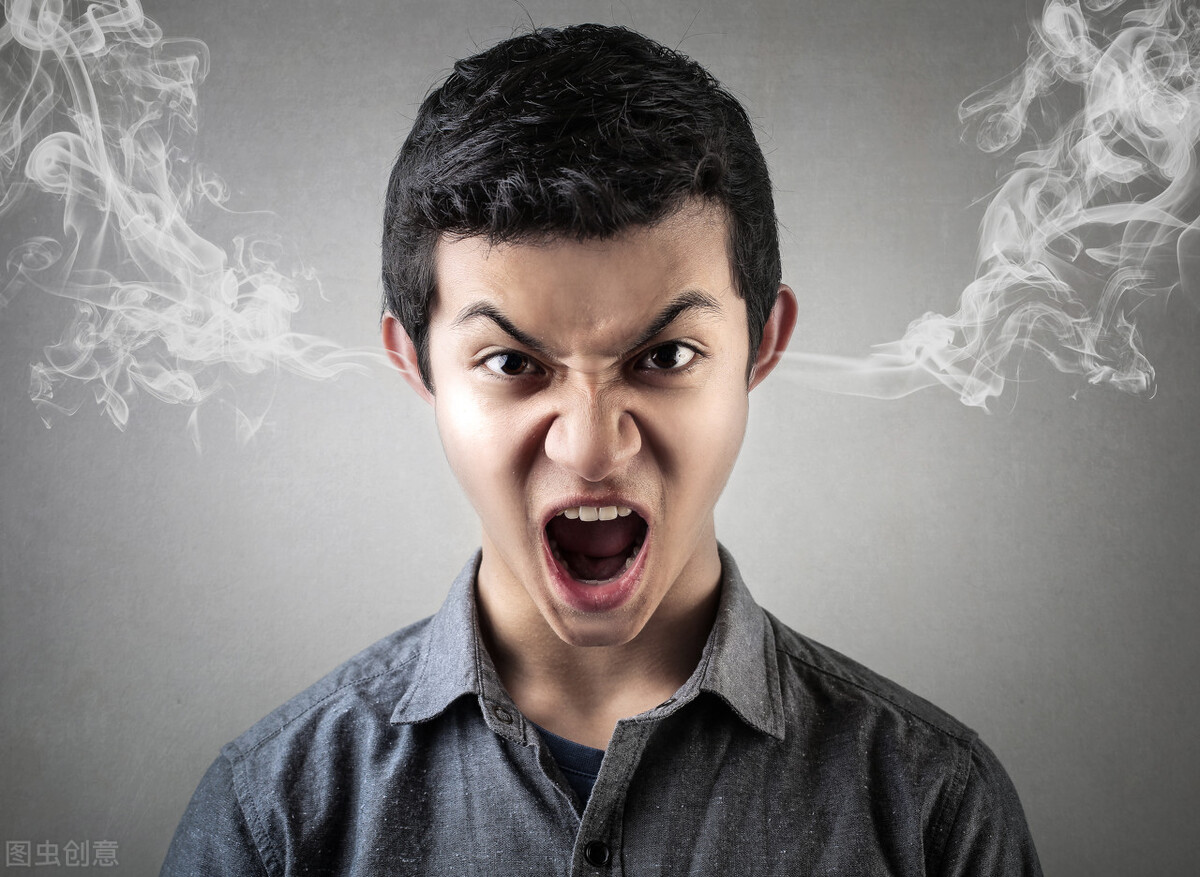 我，考上城管，年入15万，却在上班第二天就后悔想辞职