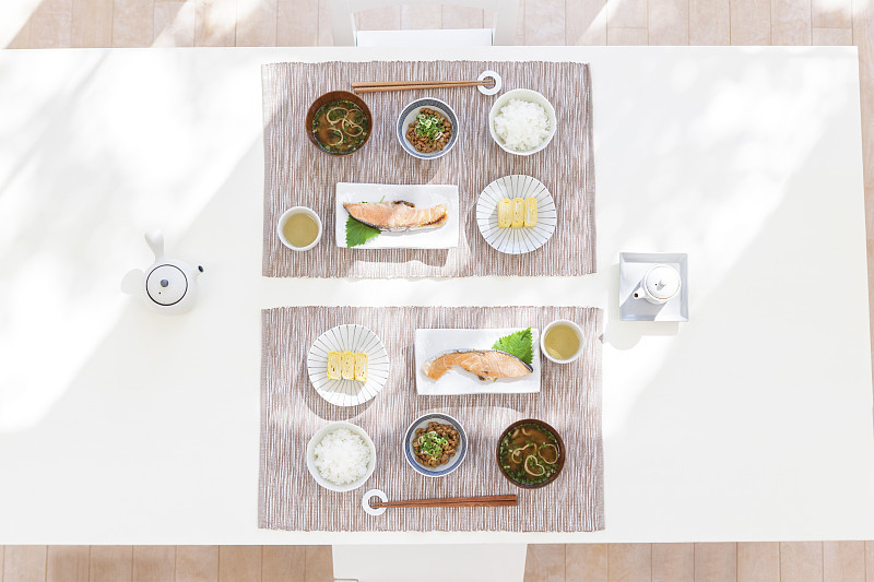 皮肤变光滑的小块是怎么回事,男生的皮肤怎样才能变光滑