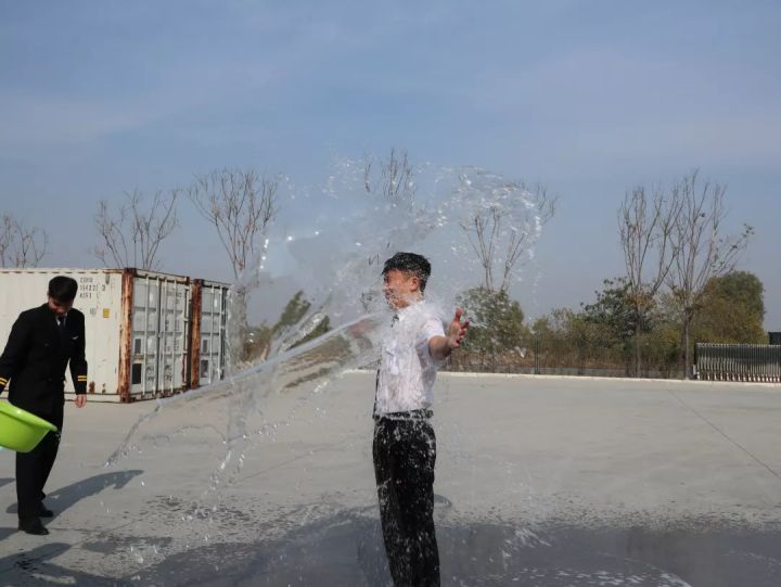 猎鹰飞翔航空俱乐部,猎鹰飞行俱乐部能学飞行吗