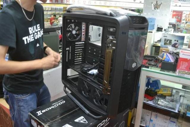 买电脑选台式机还是笔记本,买电脑选台式机好还是笔记本电脑