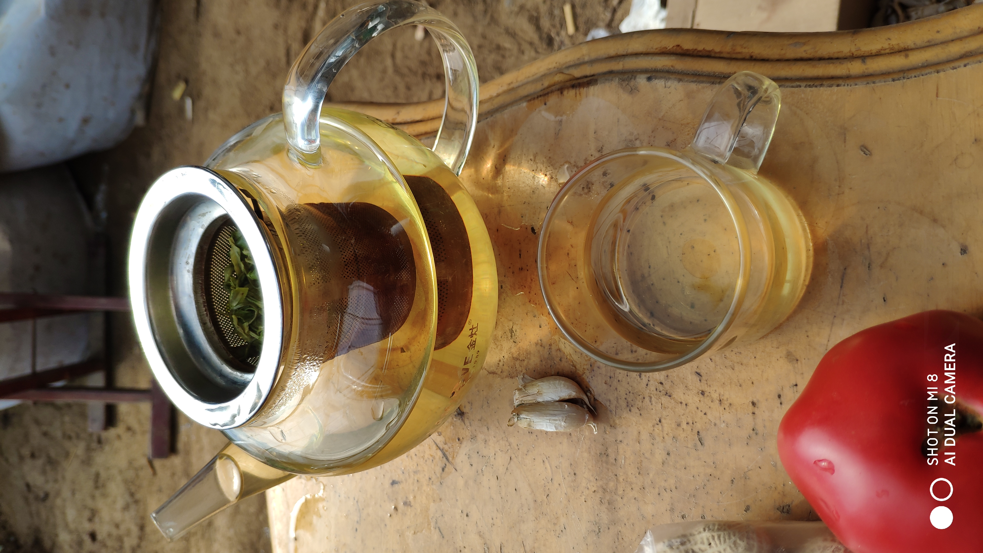 崂山水畔菜蔬鲜，黄石洞中书韵长