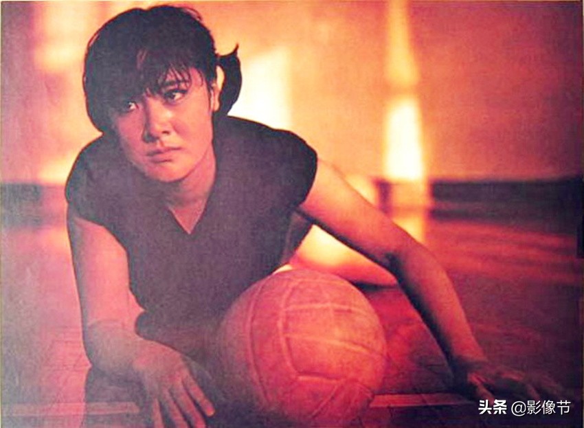 女排电影《沙鸥》本想请“山口百惠”杨希出演,最终主演为常姗姗