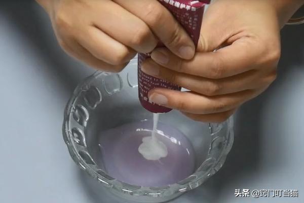 裤子怎么选才不会起球粘毛不皱,裤子怎么穿才不会起球