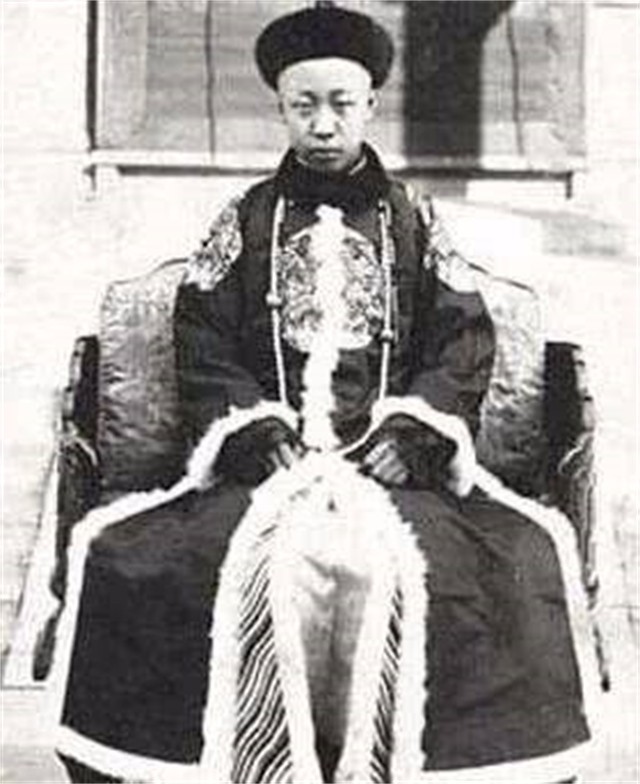 末代皇帝溥仪逝世原因,末代皇帝溥仪死葬在哪里