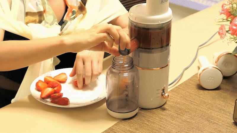 摩飞气泡原汁机苹果汁,来杯现榨果汁清凉一夏