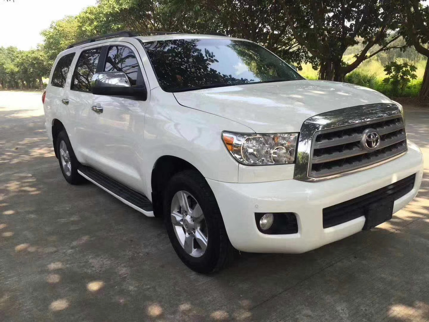 100万的丰田红杉有多霸气,被遗忘的巨兽