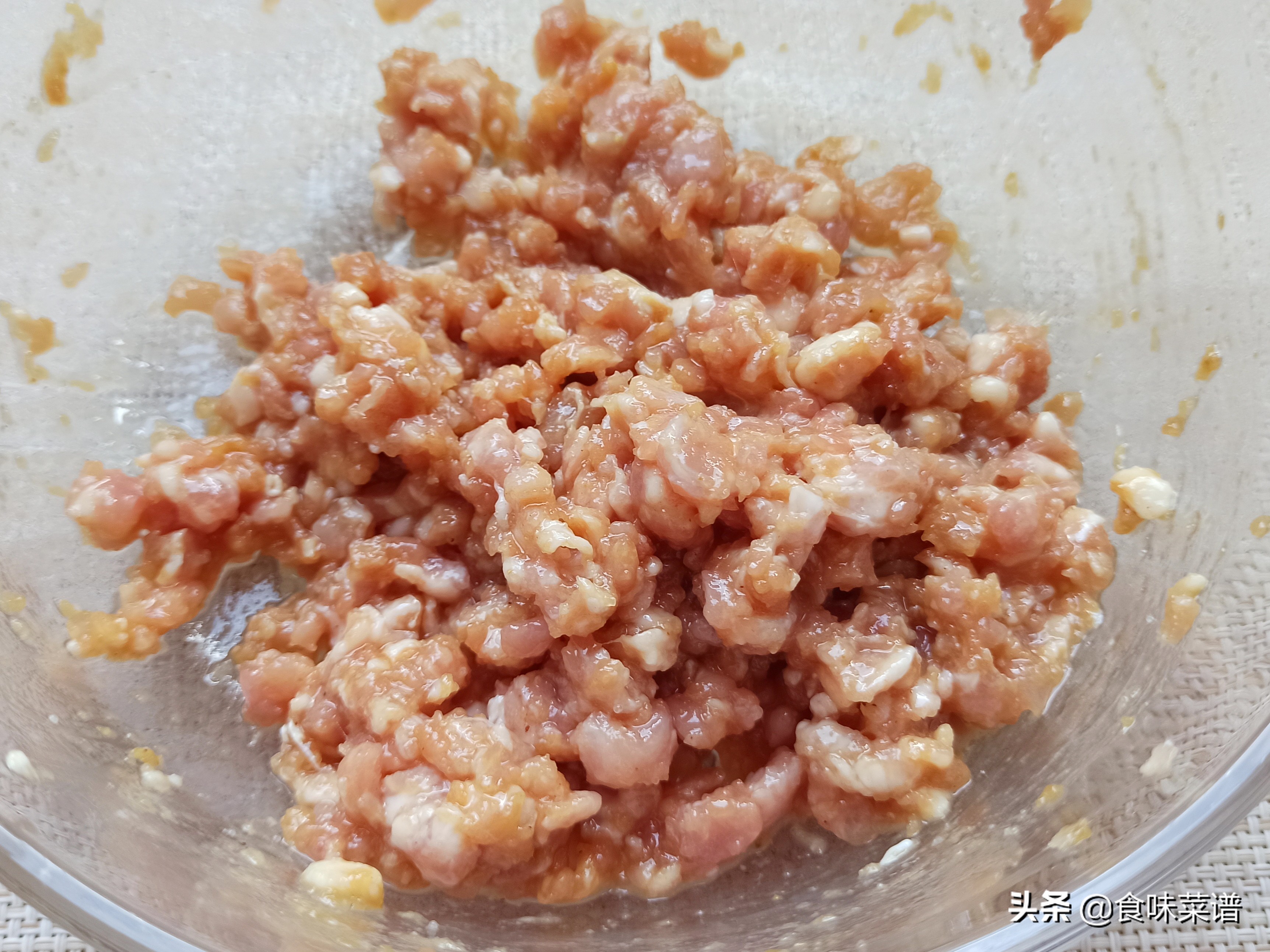 馅饼怎么和面又软又好吃,馅饼怎么和面做又软又薄又好吃