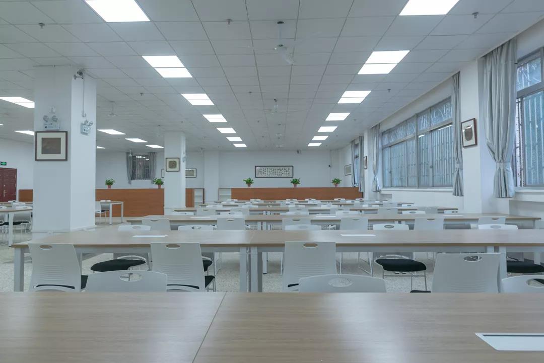 坐拥16个食堂、豪华宿舍和校内鸟巢!中南大学才是真正的超高颜值!