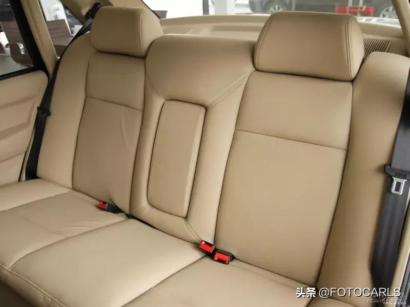 大众桑塔纳志俊1.8L实拍，当年性价比超高的B级车，你作何评价？