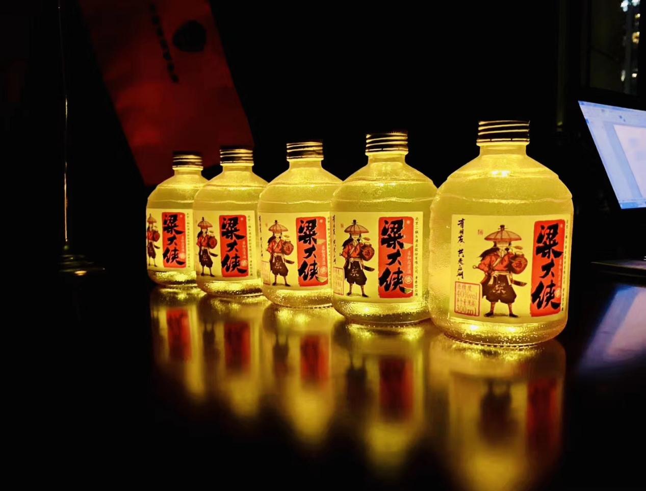 鍙堜竴宸ㄥご,鍙堜竴涓浗楗枡宸ㄥご宕涜捣