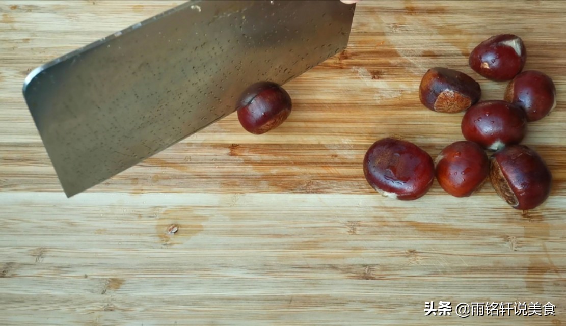 想吃糖炒板栗在家就能轻松搞定,在家做糖炒栗子的做法大全