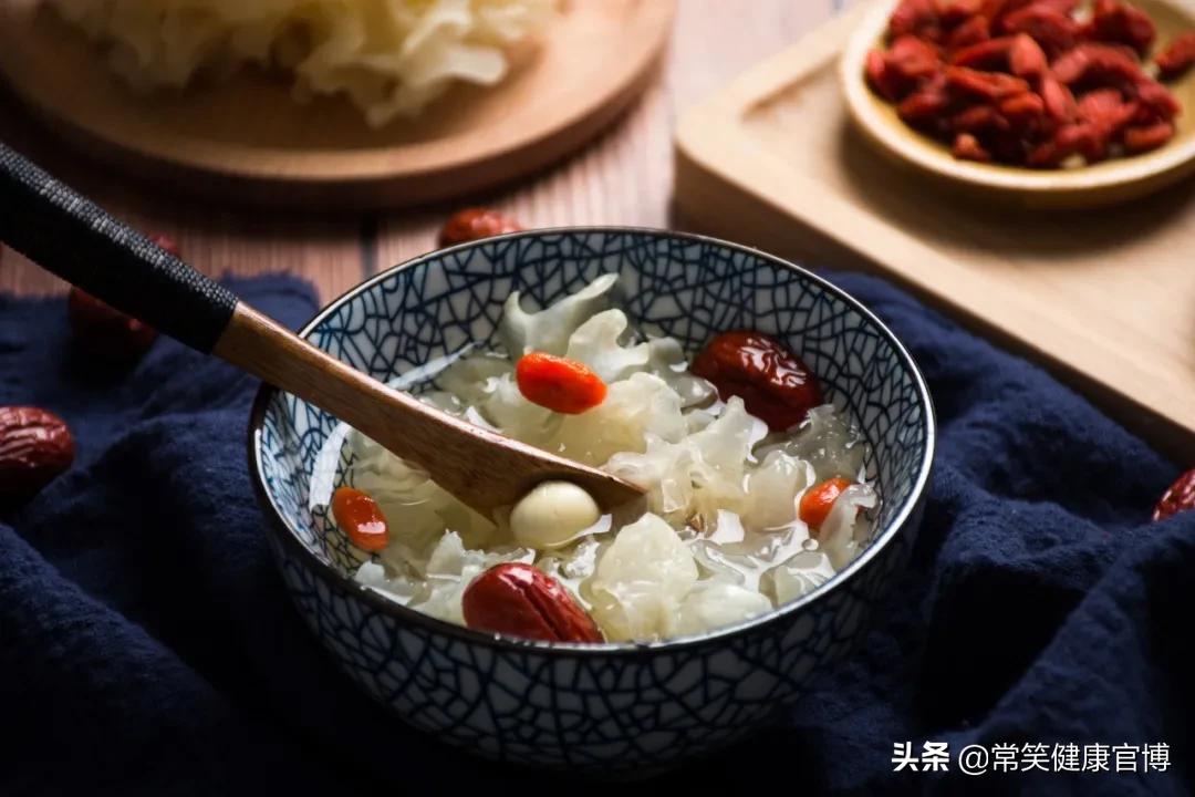 宵夜吃什么既能饱腹又健康,好吃又简单又不容易长胖的夜宵