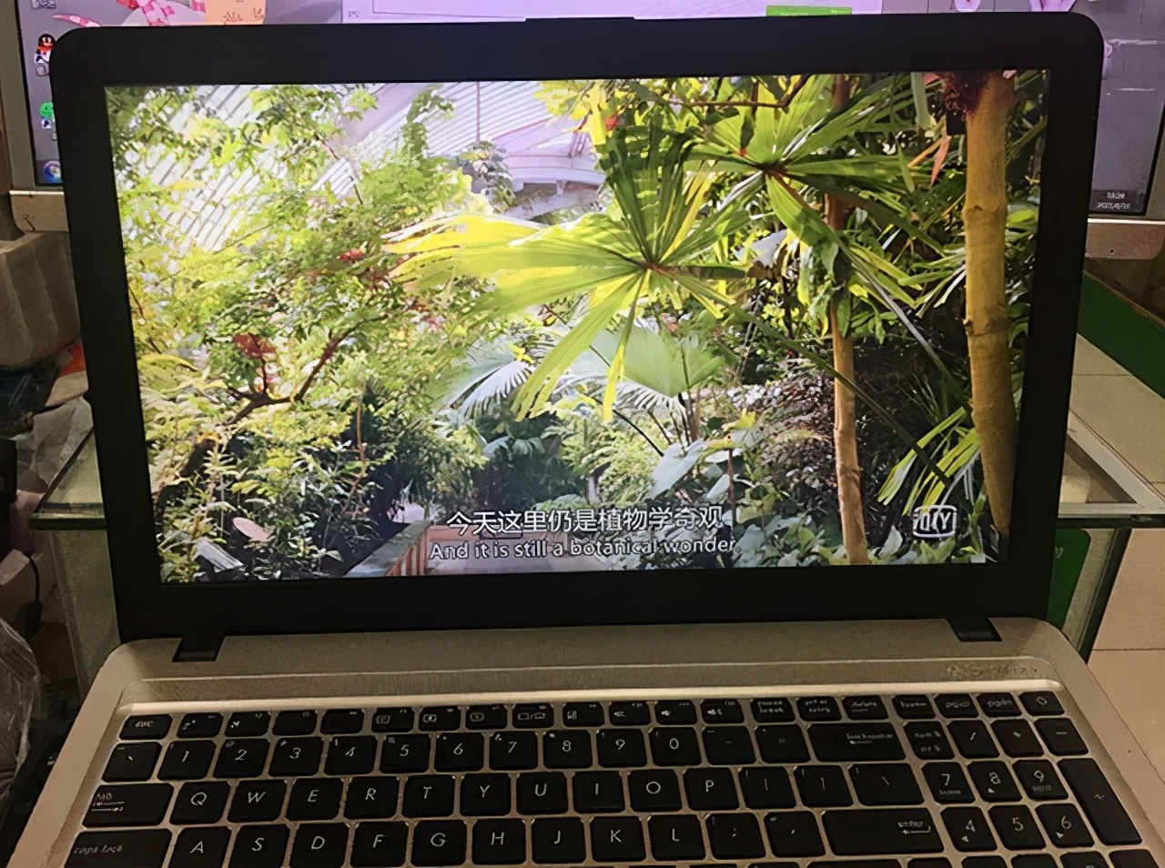 华硕i57代8g240固态笔记本多少钱,华硕14寸i7轻薄笔记本推荐