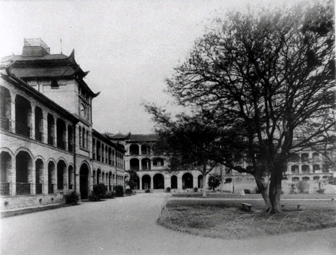 中国曾经有所很牛的大学，被誉为“东方哈佛”的圣约翰大学