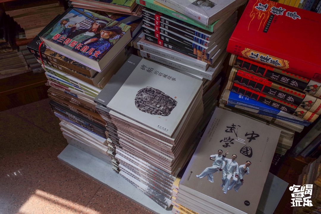 收藏！本期我们精选长沙14家宝藏书店推荐给你~