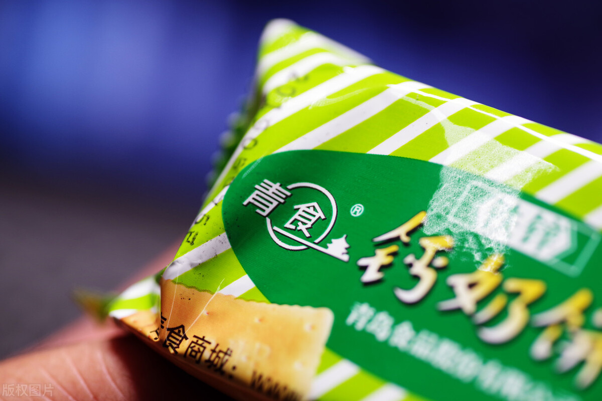 真需要囤货,我想买这些——桃酥果子、钙奶饼干、水果罐头