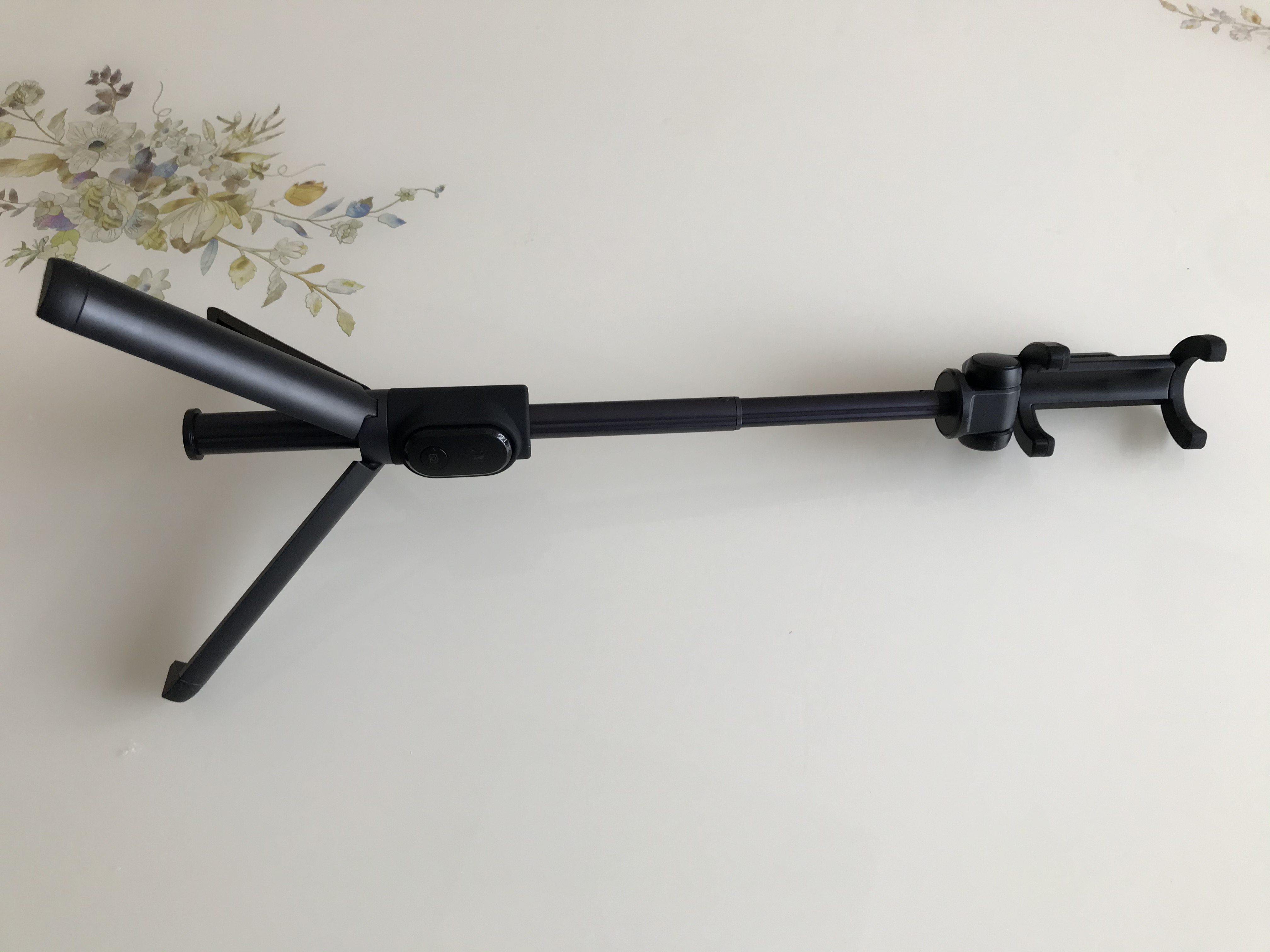 多功能蓝牙可伸缩补光自拍杆,伸缩蓝牙全功能手持自拍杆