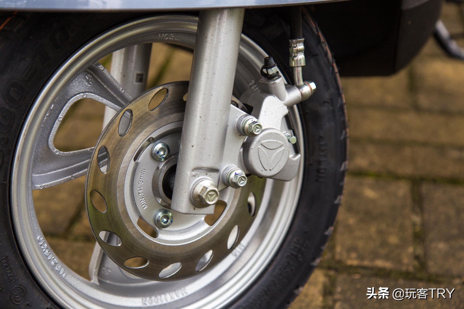 预算3000跑100km的雅迪,预算1000多电动车百公里续航