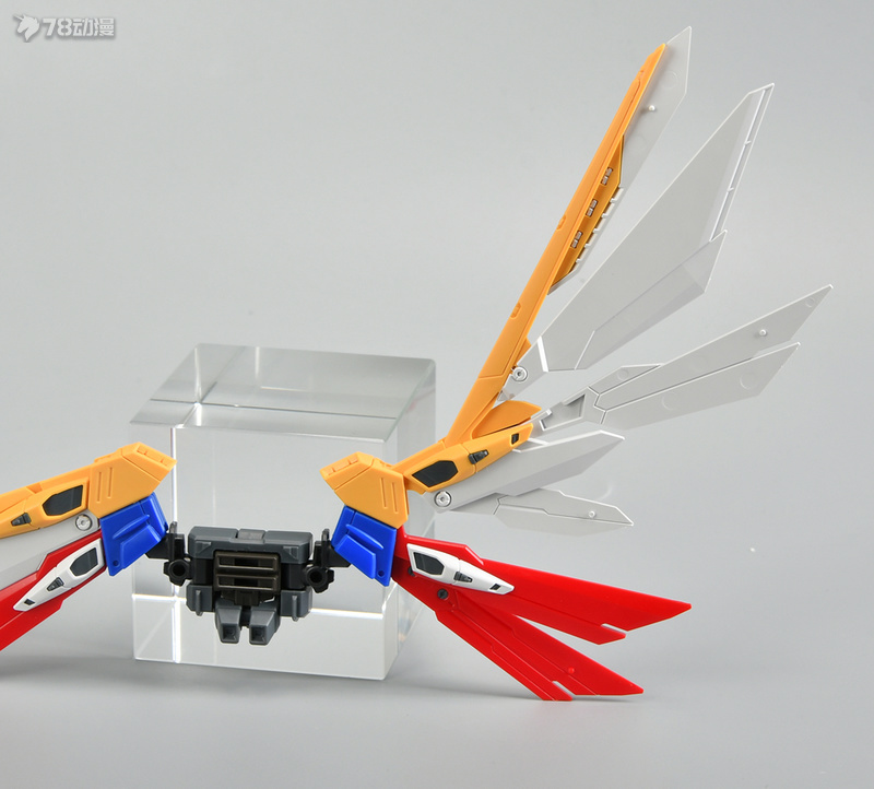 万代高达rgrx78-2,万代rg飞翼零式高达