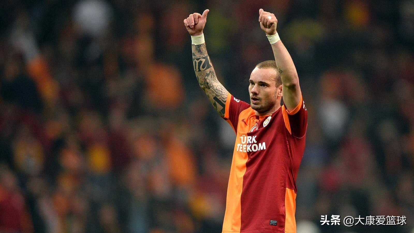 罗本斯内德范佩西亨特拉尔,罗本荷兰三棍