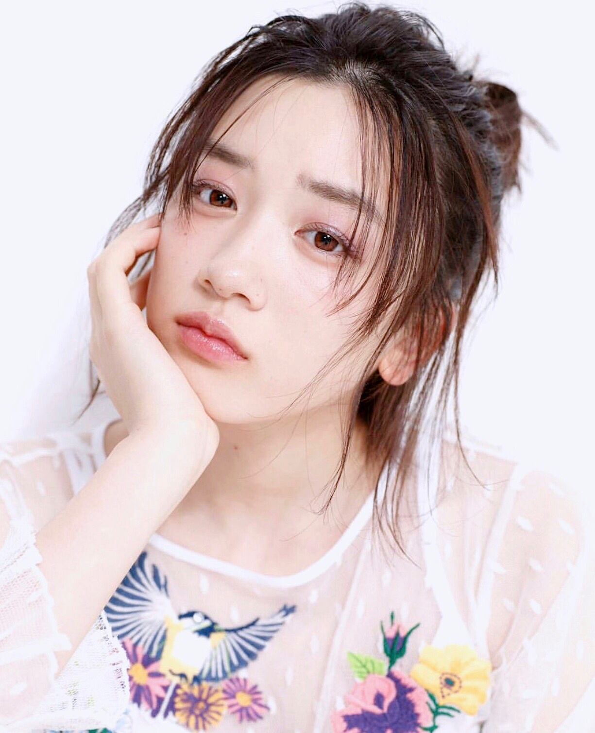 圆脸不留刘海怎样扎好看,圆脸短发不要烫发