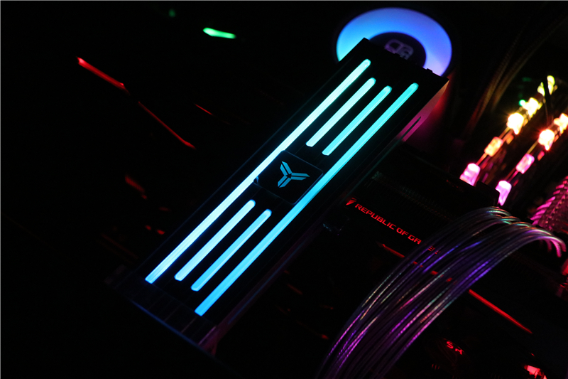 九州风神魔方370机箱,九州风神360水冷堡垒与冰魔方