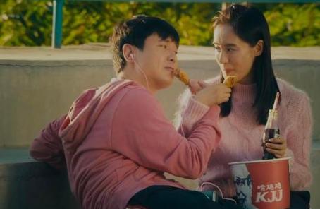 上年纪演员演年轻角色,三十多岁的女明星还在演少女