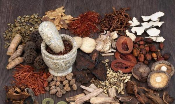 中草药洗头发注意什么,草药洗头什么时候洗好