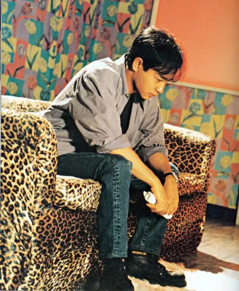 做人何必那么认真,生而为人何必那么卑微