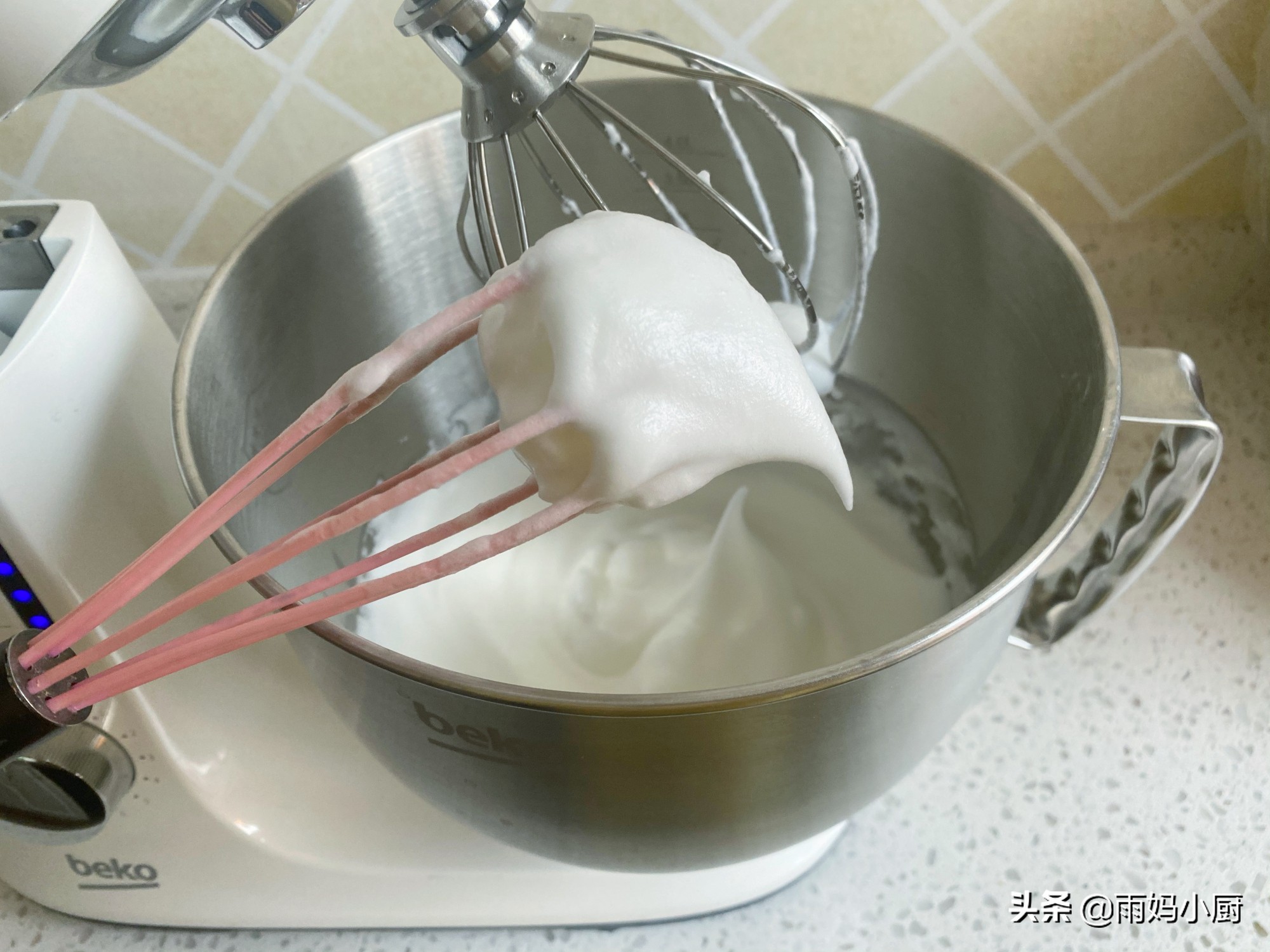 可可戚风蛋糕不塌陷不回缩好吃,不回缩口感绵密的蛋糕