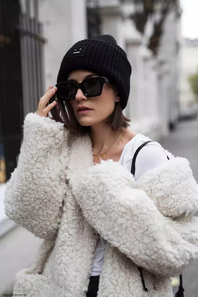 刘雯50个瞬间告诉你,刘雯冬天穿的羽绒服