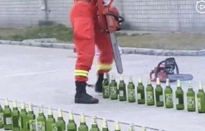 瓶盖挑战康纳,瓶盖挑战潘玮柏